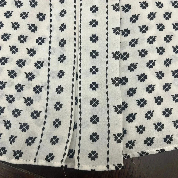 Max Studio women’s black and white blouse size large - Picture 5 of 8